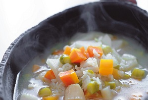 大麦レシピでデトックス②色鮮やかな野菜と煮込んだごちそうスープ