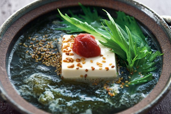定番シンプル鍋を、温め食材でパワーアップ①香り湯豆腐