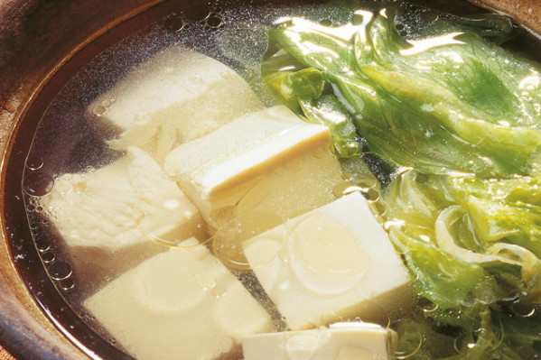だしの中で、豆腐の淡泊さが生きる。鍋＆スープ②中国風湯豆腐