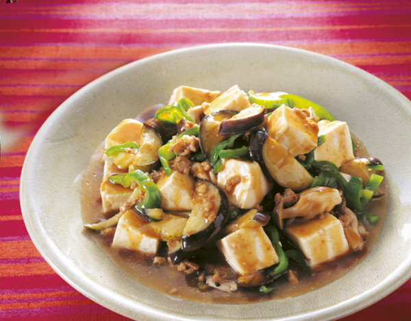 豆腐の実力　豆腐と夏野菜のそぼろ炒め