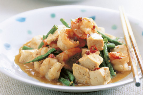 今日のメイン料理はこれで決まり！  豆腐のおかず②豆腐とエビの山椒炒め