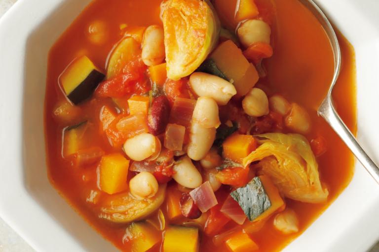 トマトのリコピンがしっかりとれる「野菜とミックスビーンズのスープ」／野菜スープに「＋豆」で栄養価とおいしさアップ
