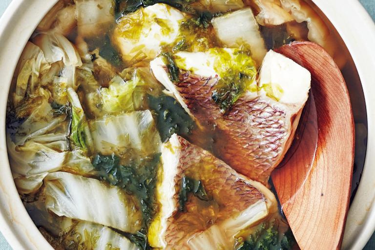 鯛、あおさ、白菜の利尿効果でむくみ対策「鯛とあおさと白菜の和風鍋」レシピ
