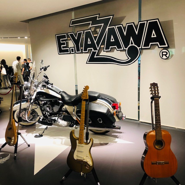 矢沢永吉ミュージアム　ギターとバイク