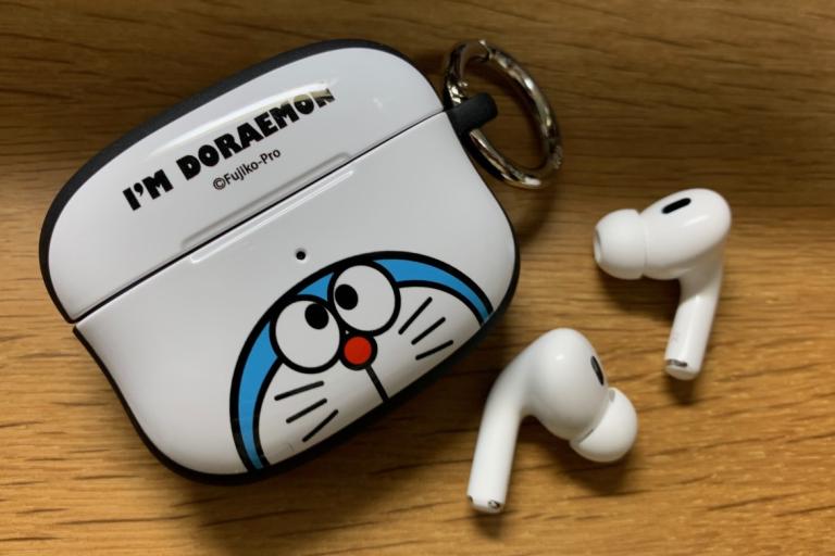 地下鉄通勤。AirPodsPro(第2世代）で、耳の健康を守りながら音楽を聴く