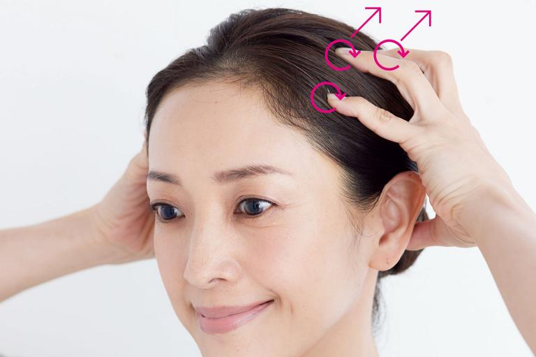 不調のサインが出やすい頭皮。前頭部が硬く側頭部がむくむ「カチブヨ頭皮」の改善方法は？