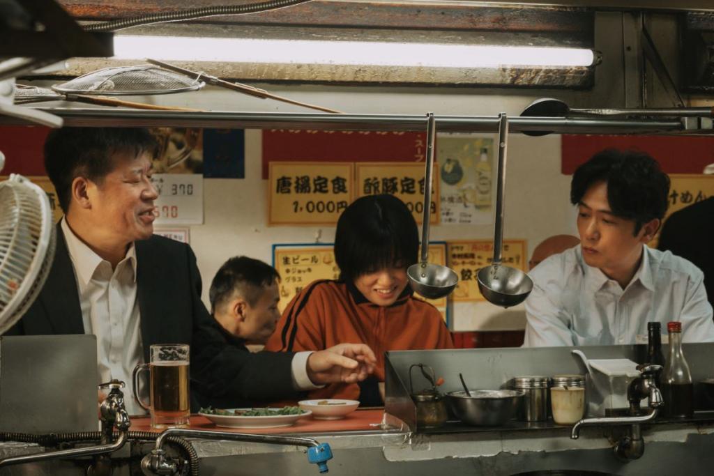映画「あんのこと」スチール写真　河合優実　佐藤二朗　稲垣吾郎