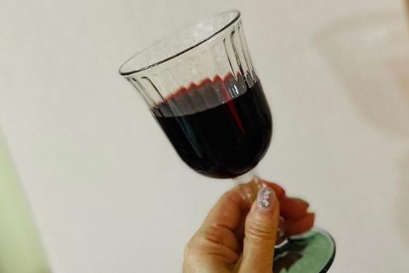 飲酒は血糖値を上げる？ 下げる？ 血糖値を乱高下させないお酒の楽しみ方【40代、50代の血糖値ケア】