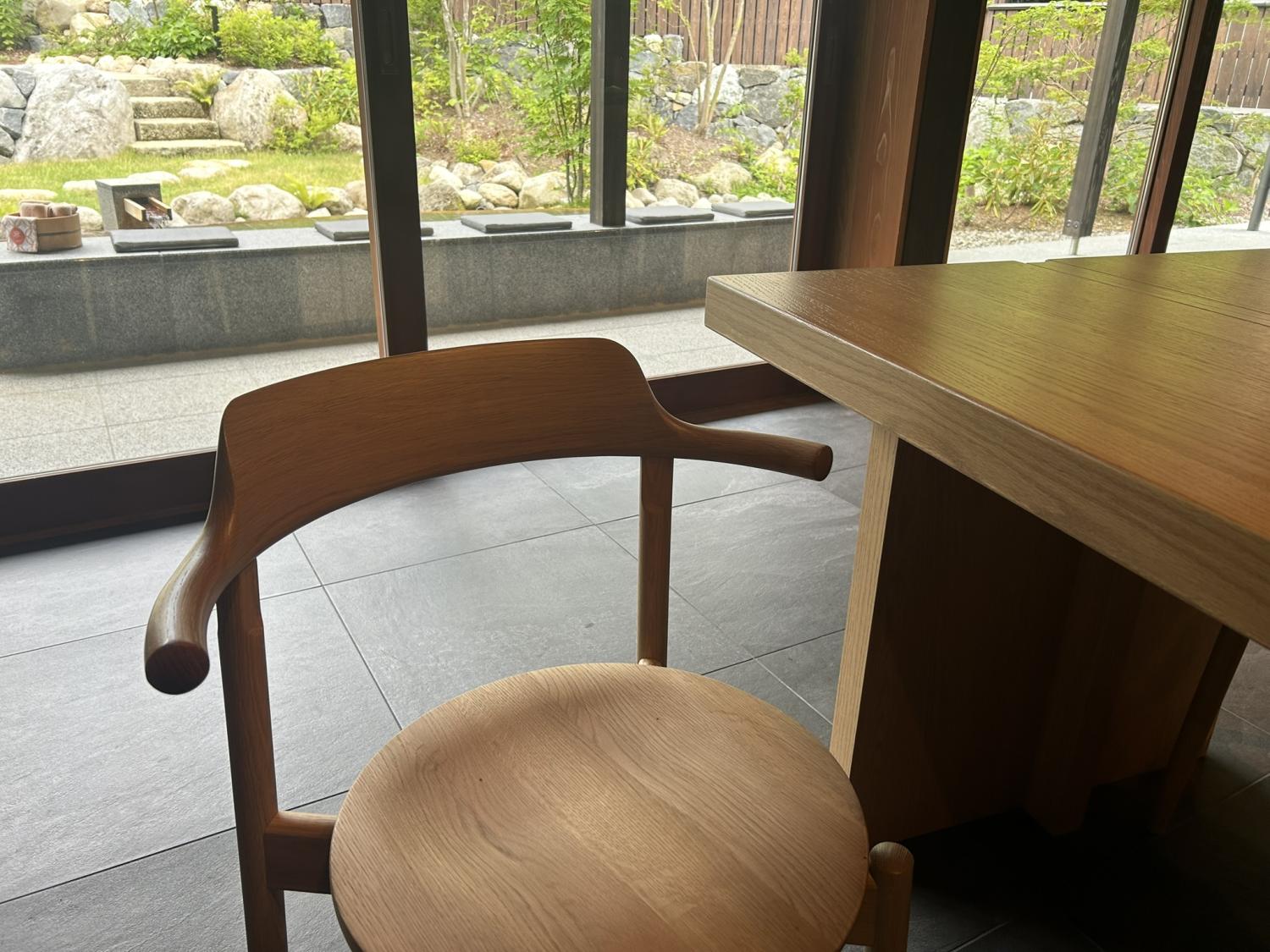 界奥飛騨のライブラリー３