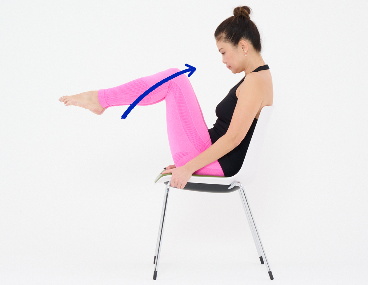 チェアレッグレイズ_02