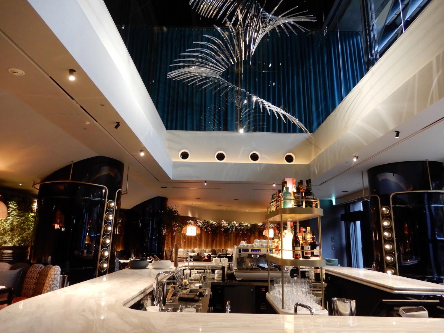 レストラン&バー「ラ・セヌ」