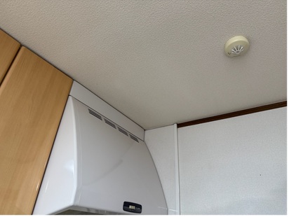 我が家では、台所・階段・寝室の３カ所に設置