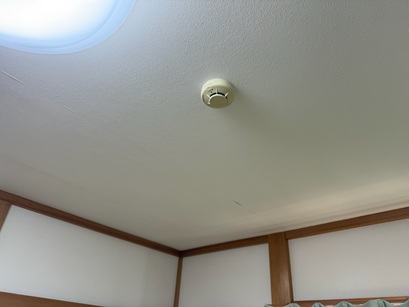 我が家では、台所・階段・寝室の３カ所に設置