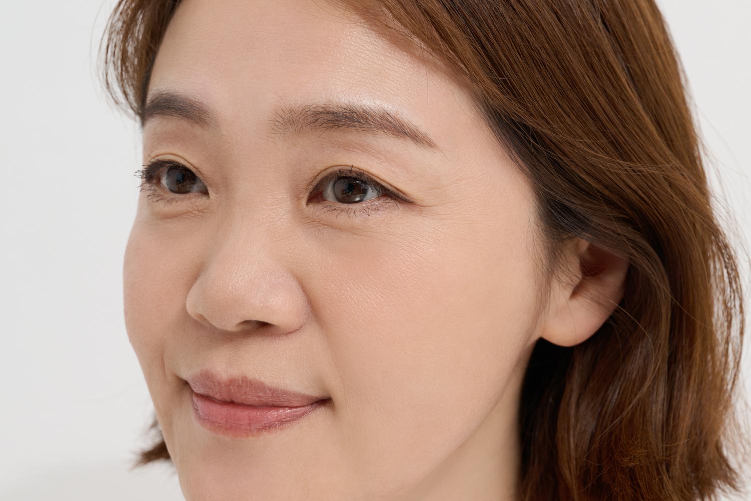 目元メイク1　カラー