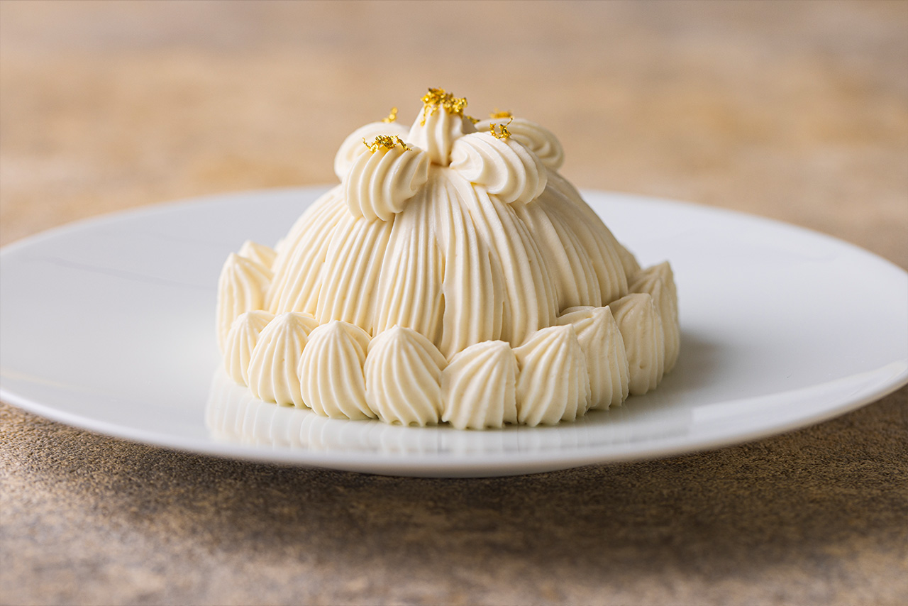 笠間産新栗と和三盆クリームのプレミアムマロンシャンテリー ¥1,728/東京會舘