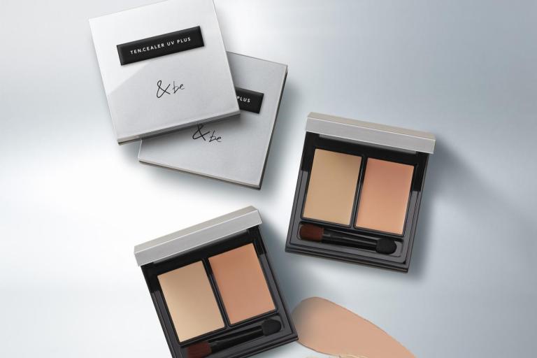 大人のツヤ肌作りに！ 「＆be」から多機能UVコンシーラーパレット登場