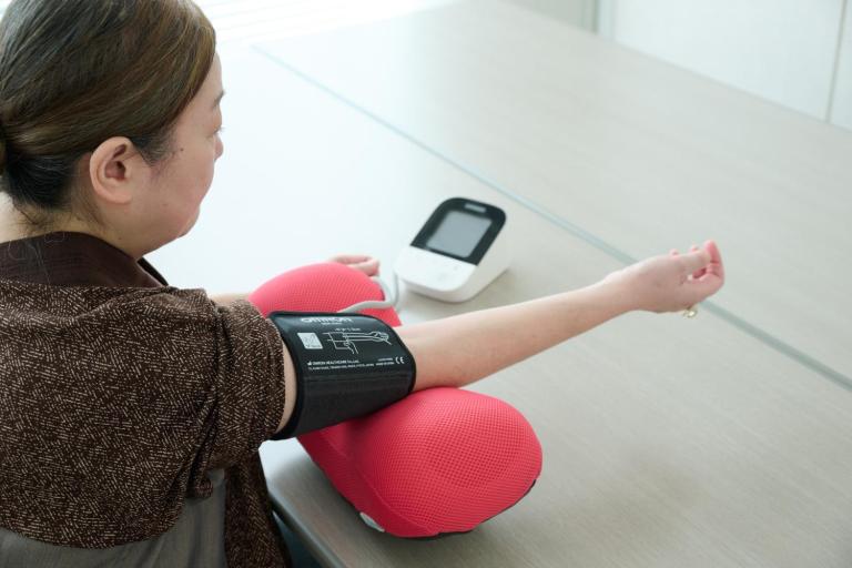 血圧を測ってみたら…168!? 現実から逃げたい私が、医師の言葉に救われた日